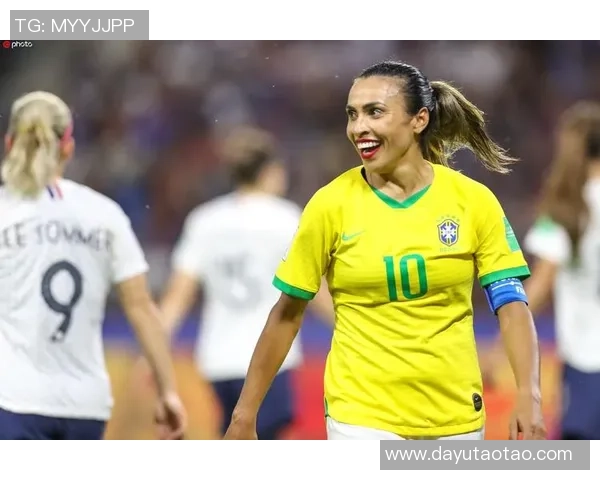 巴西女足传奇马塔再度出战赛场 向历史进军力争新辉煌